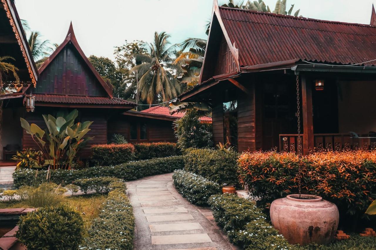 Leeloo Paradise Khanom Buitenkant foto
