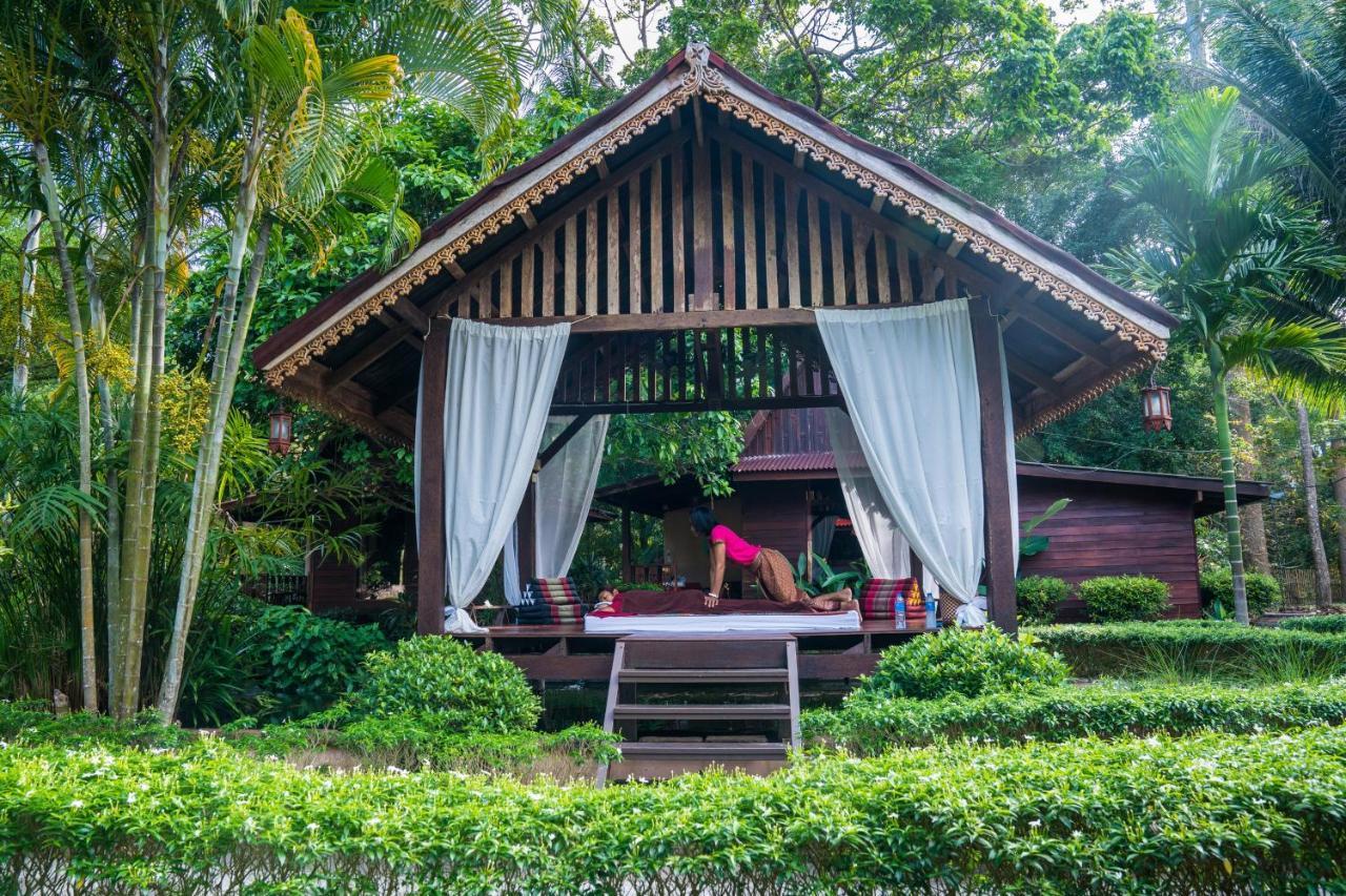 Leeloo Paradise Khanom Buitenkant foto